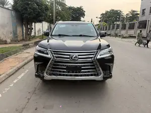 Lexus LX 2019 Black