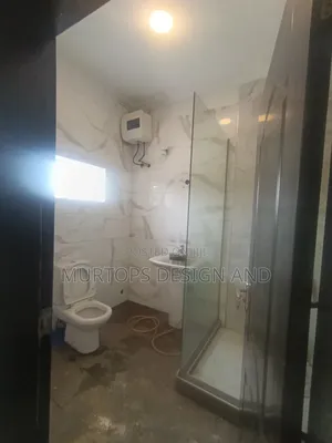Mini Flat in Paradise 3 Estate, Chevron for rent