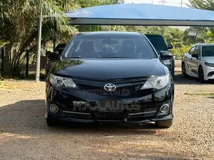 Toyota Camry XLE V6 4dr Sedan (3.5L 6cyl 6A) 2012 Black