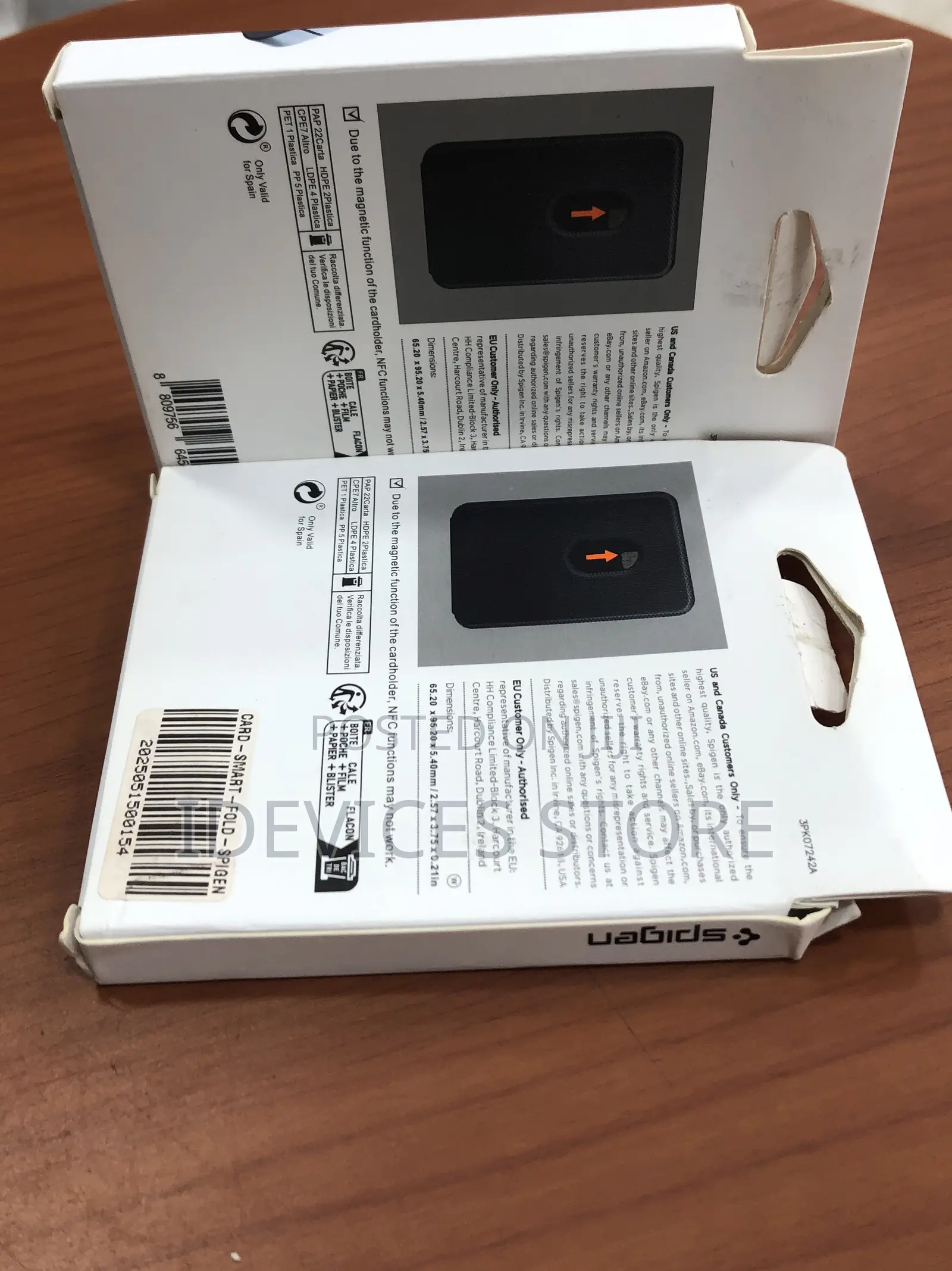 Spigen Card Holder