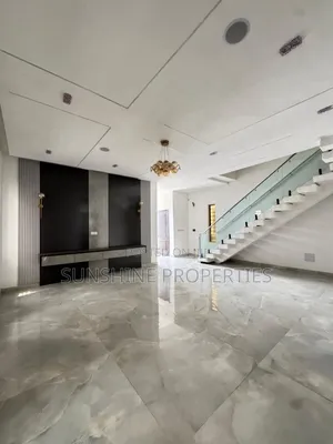 5bdrm Duplex in Osapa london for sale