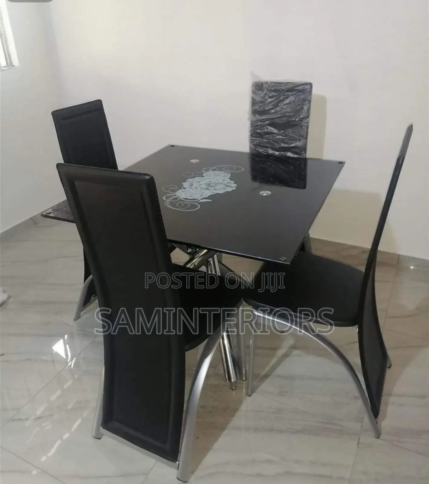 Solid and Durable Glass Top Dining Set by 4