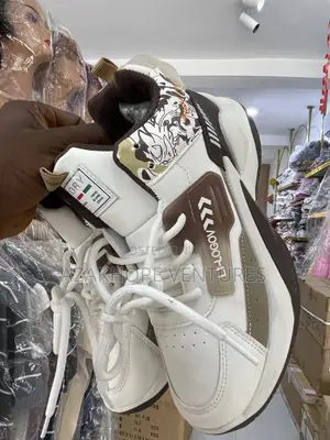Li-Logov High-Top Sneakers