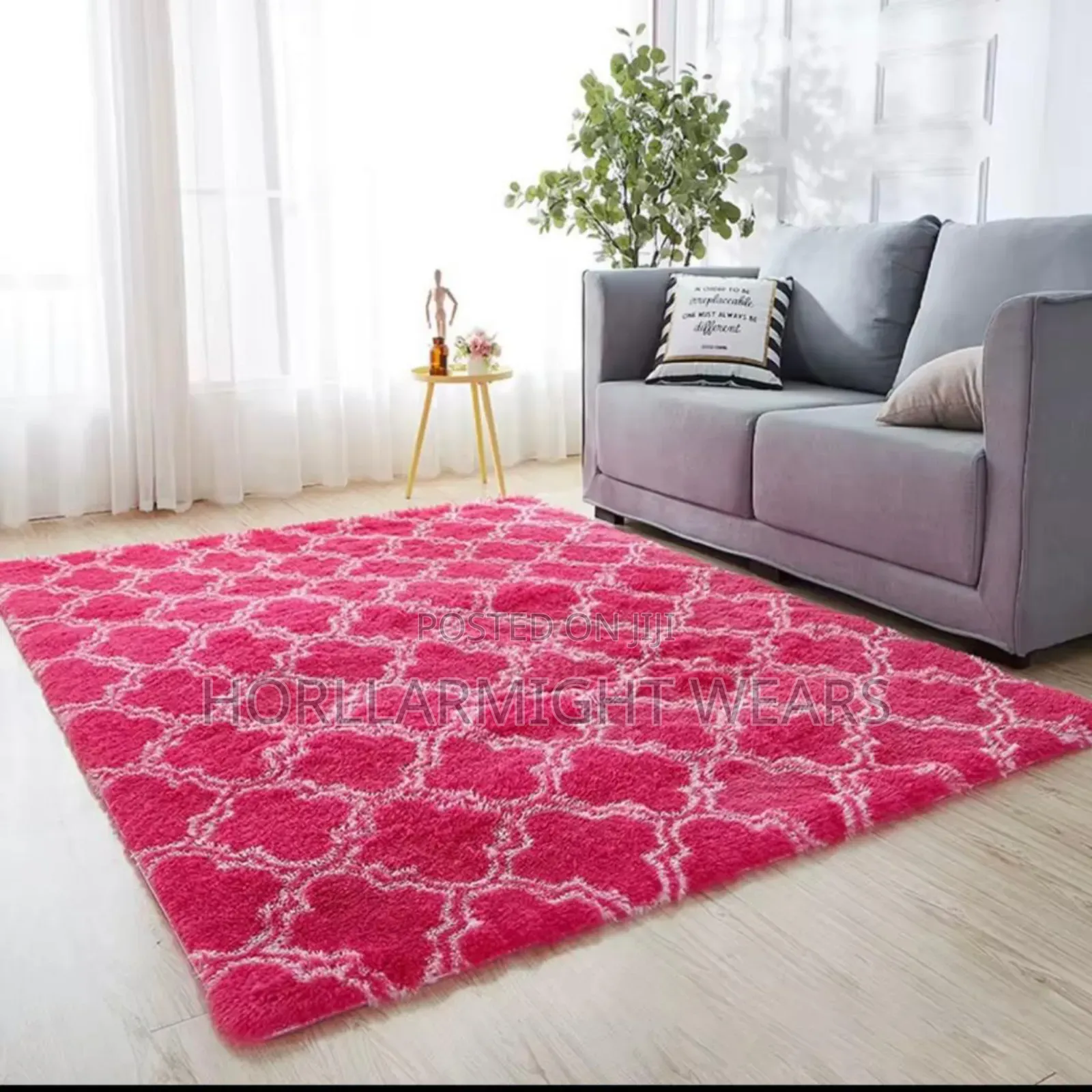 Quality Home/Reception Fluffy Centre Rug.