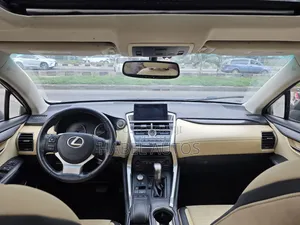 Lexus NX 200t AWD 2016