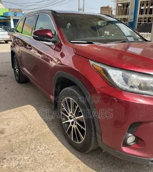 Toyota Highlander 2016