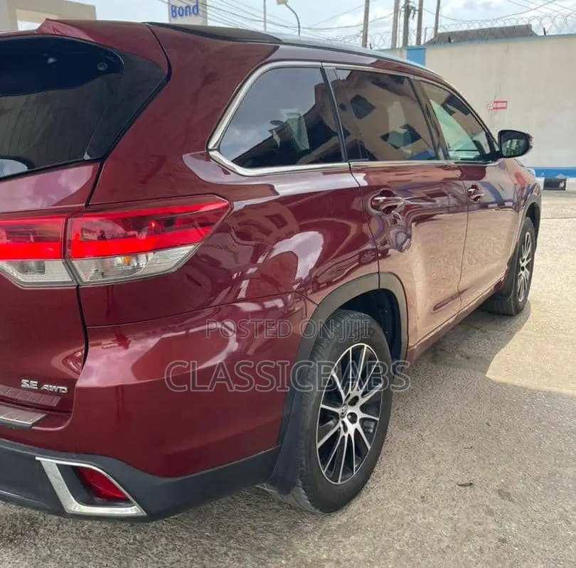 Toyota Highlander 2016