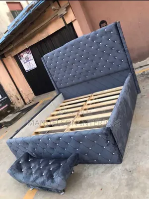 Bedframe Ottoman