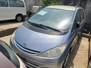 Toyota Previa 2005 Blue