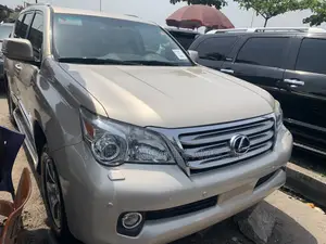 Lexus GX 460 Premium 2013 Gold