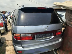 Toyota Previa 2006 Blue