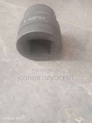 1 1/2 Socket