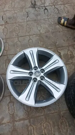 Is for Toyota 2012 and 2015 Highlander Rim Size 19