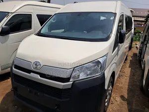 Toyota HiAce 2020 White