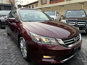 Honda Accord Touring 4dr Sedan FWD (3.5L 6cyl 6A) 2013 Burgundy