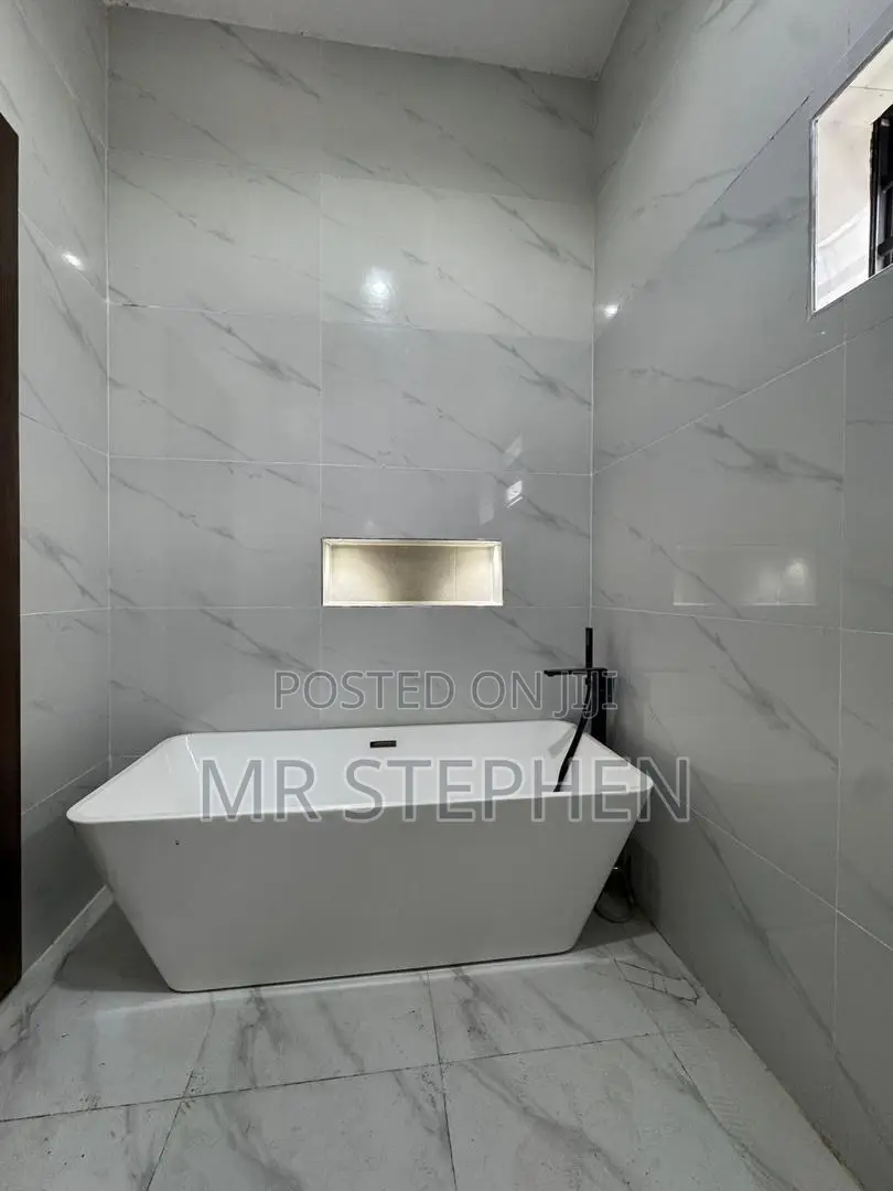 5-Bedroom Fully Detached Duplex With Pool Bq • Ikate, Lekki