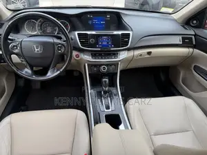 Honda Accord Touring 4dr Sedan FWD (3.5L 6cyl 6A) 2013 Burgundy