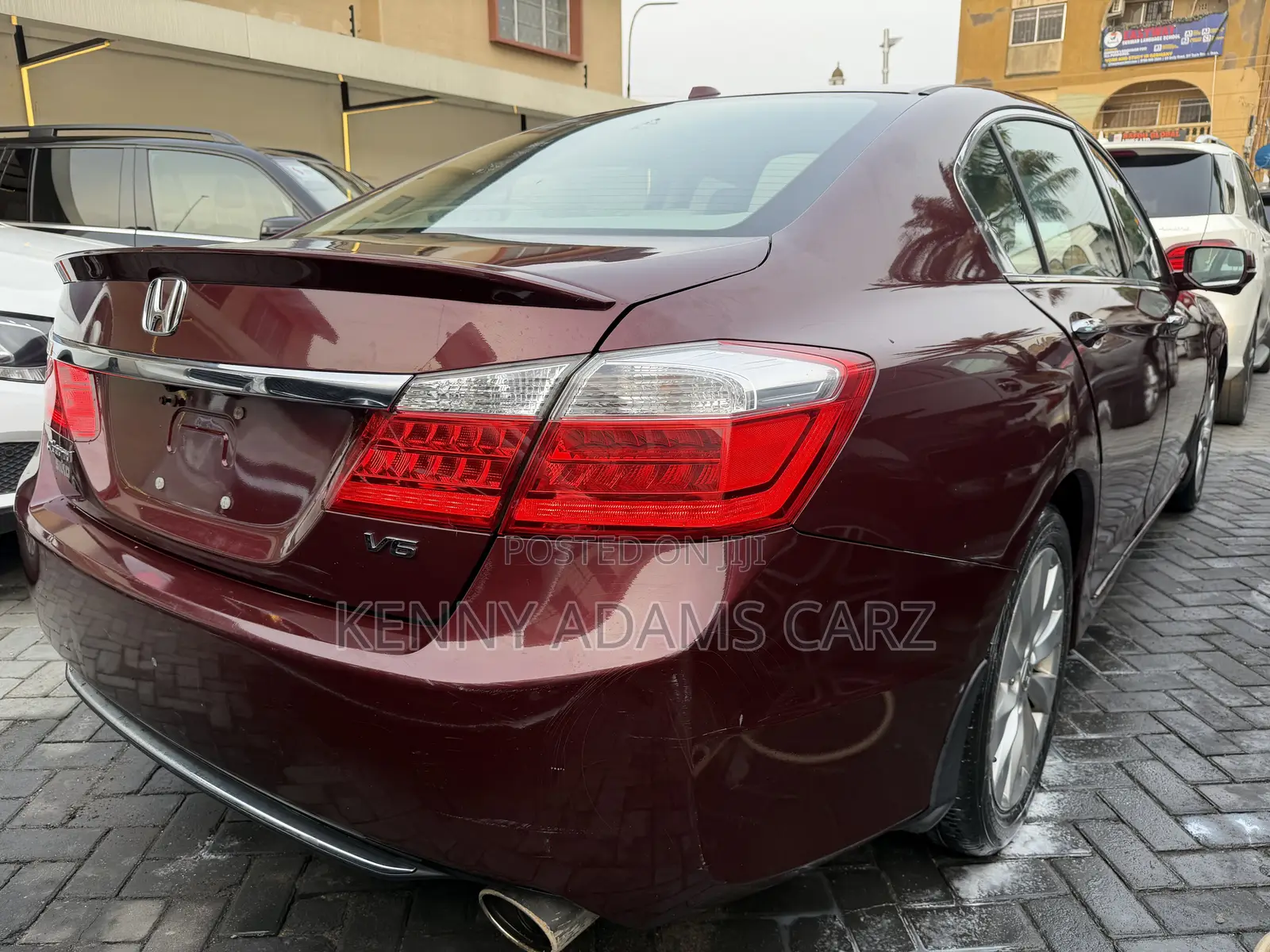 Honda Accord Touring 4dr Sedan FWD (3.5L 6cyl 6A) 2013 Burgundy