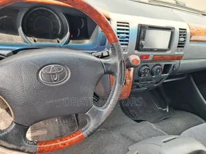 Toyota HiAce 2013 Grey