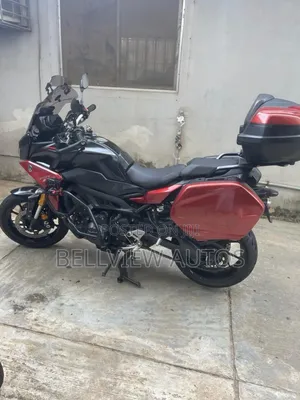Yamaha 2020 Black