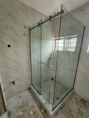 Sliding Glass Cubicle