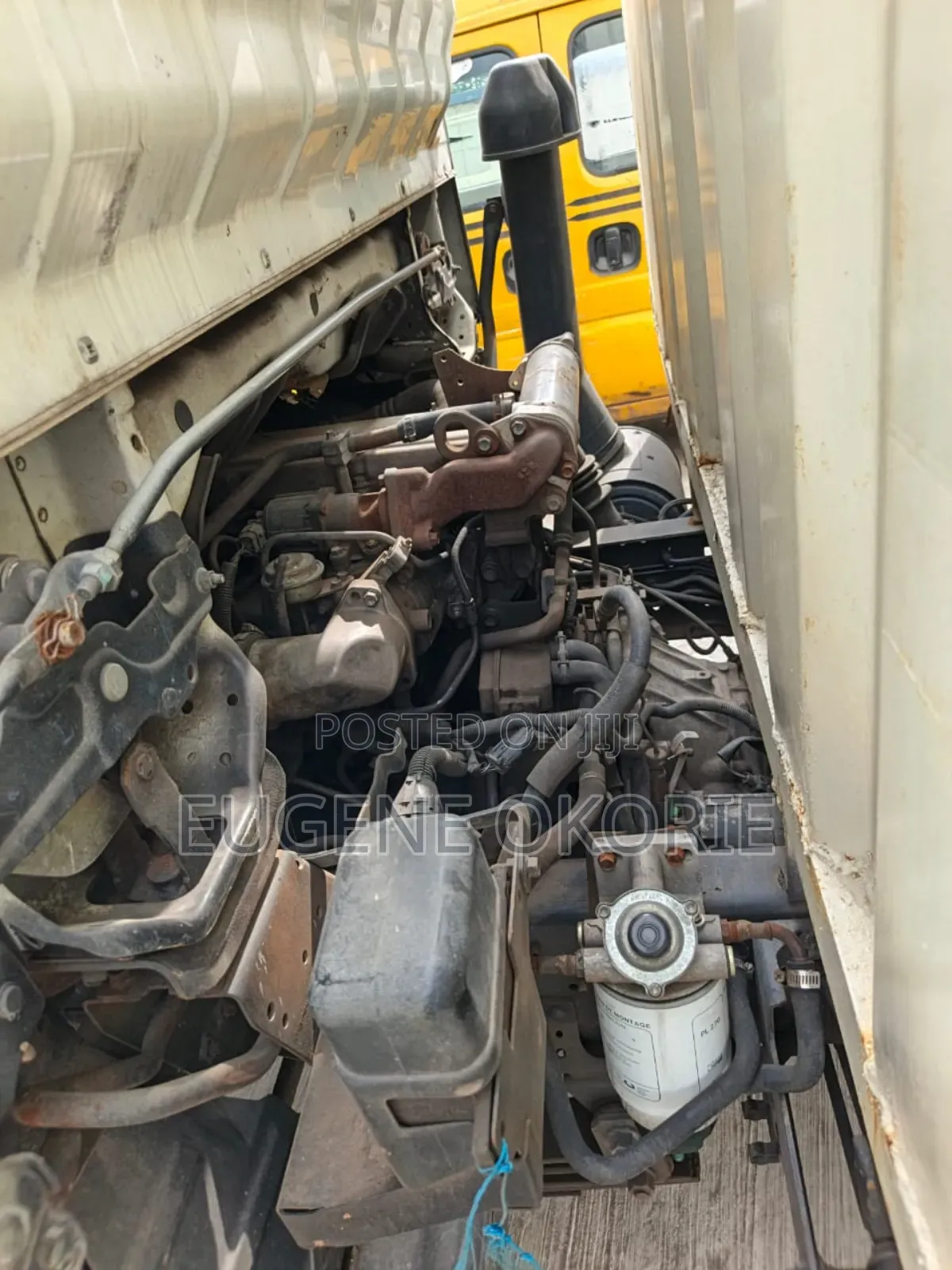 GMC Container Truck