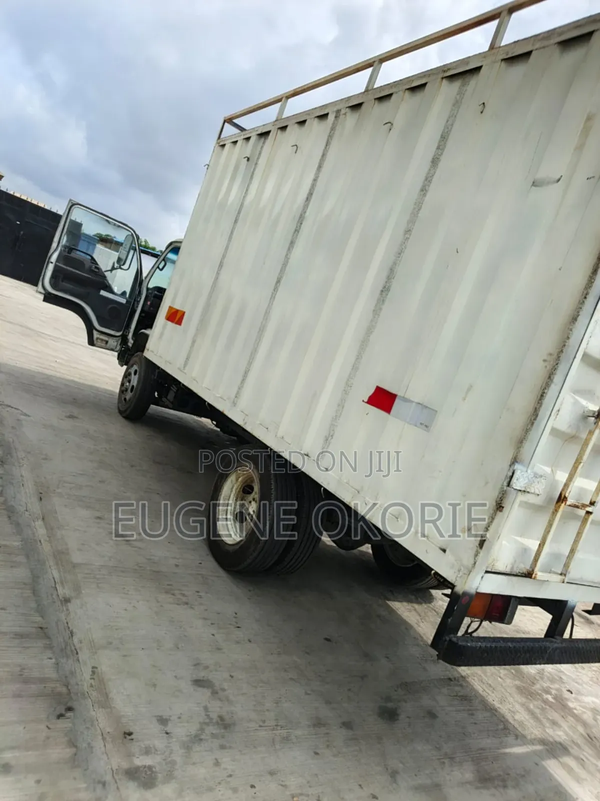 GMC Container Truck
