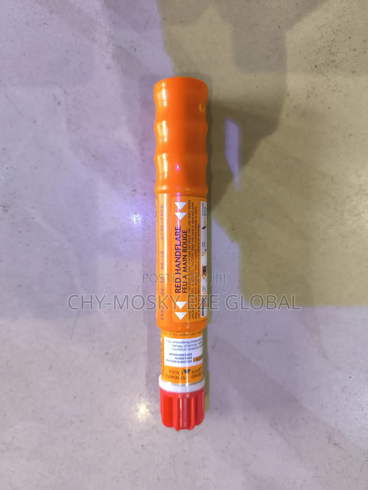 Comet Red Hand Flare