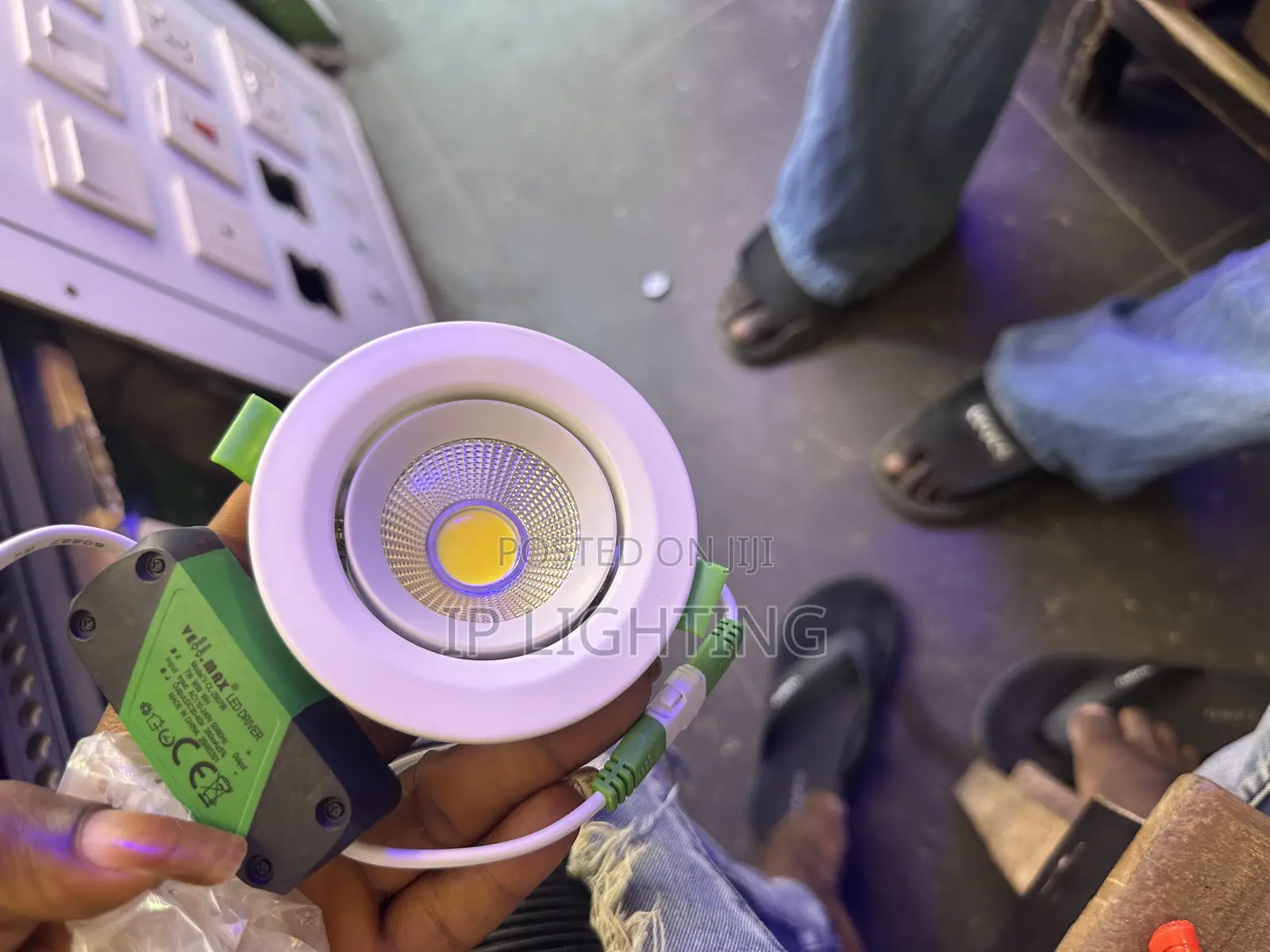 Modern Cob Ceiling Light Vellmax