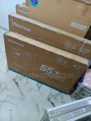 Pixel Perfect 43" Hisense Marvel