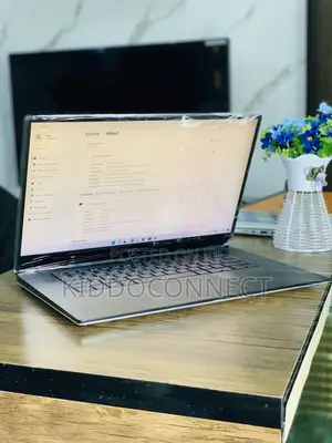Laptop Dell XPS 15 16GB Intel Core I7 HDD+SSD 512GB