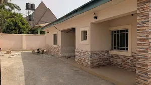 3bdrm Bungalow in Efab City Estate, Jabi for rent