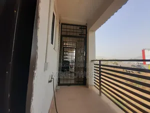 3bdrm Block of Flats in Jahi for rent