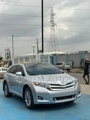 Toyota Venza AWD 2010 Silver