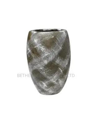Classic Fiberglass Planter (Rustic Design)