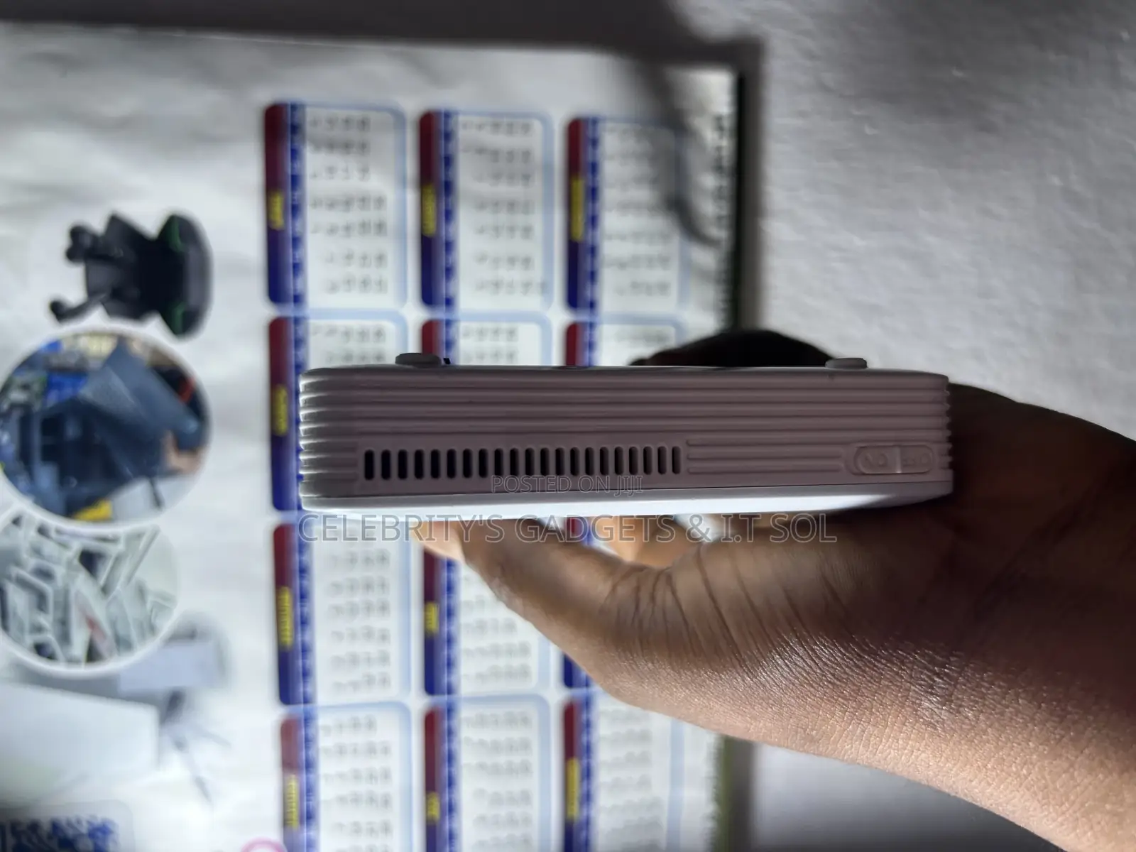Miroir M175 Smart DLP Projector.