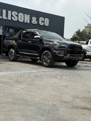 Toyota Hilux 2017 Black
