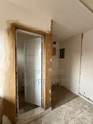 1bdrm Apartment in Sabo / Yaba for sale