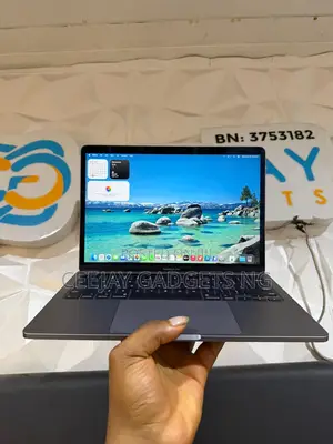 Laptop Apple MacBook Pro 2020 16GB Intel Core i5 SSD 1T
