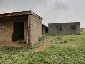 10bdrm Block Of Flats In Idafa, Ikorodu For Sale