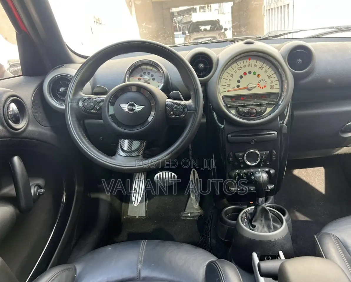 Mini Cooper 2016 Red