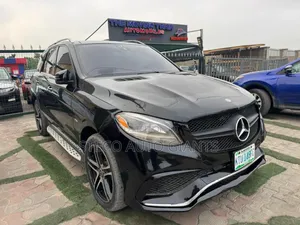 Mercedes-Benz M Class 2012 Black