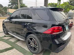 Mercedes-Benz M Class 2012 Black