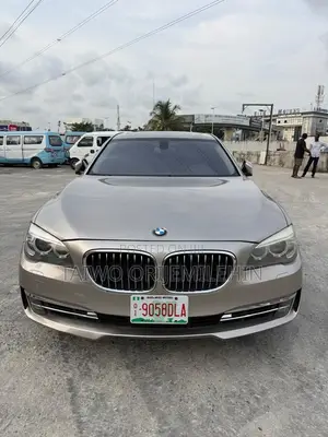 BMW 760 2015 Gold