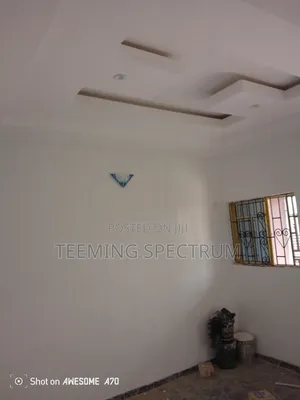 1bdrm Block of Flats in Benin City for rent