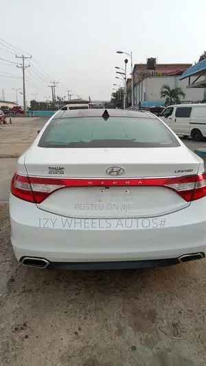 Hyundai Azera Limited 2016 White
