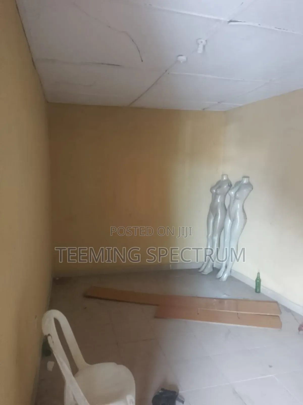 Shop for Rent