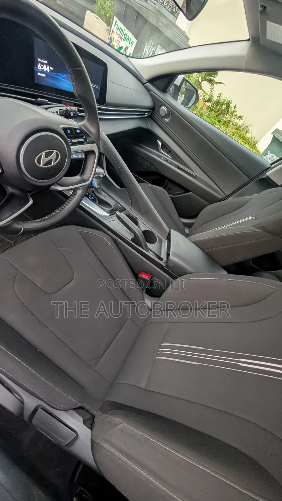 Hyundai Elantra 2025 White