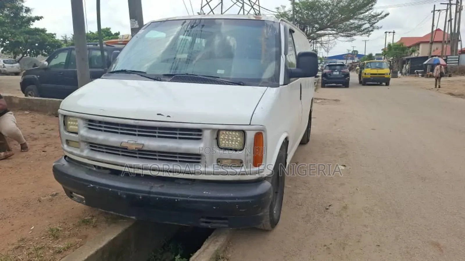 Chevrolet 4500 2002 White