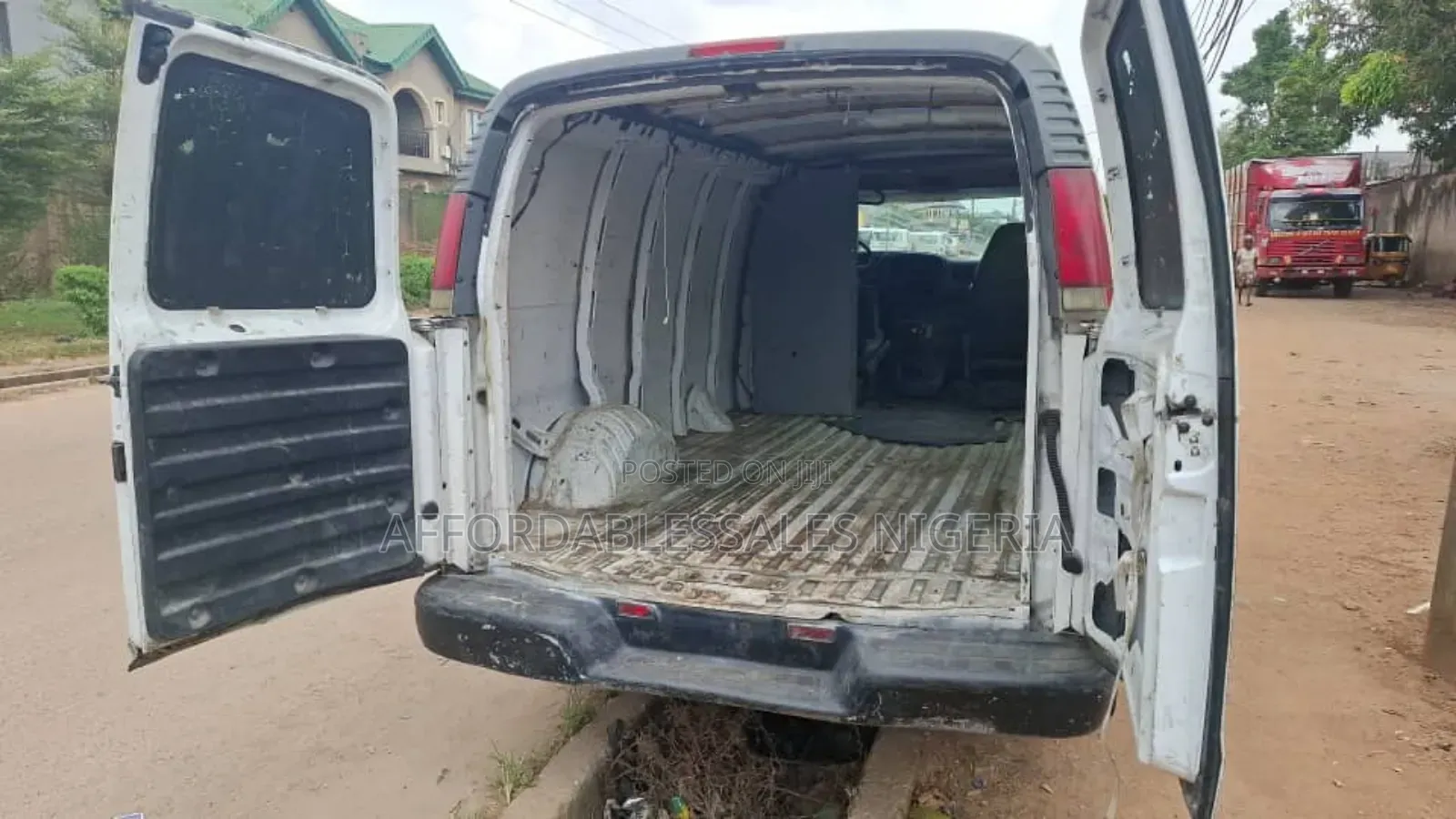 Chevrolet 4500 2002 White